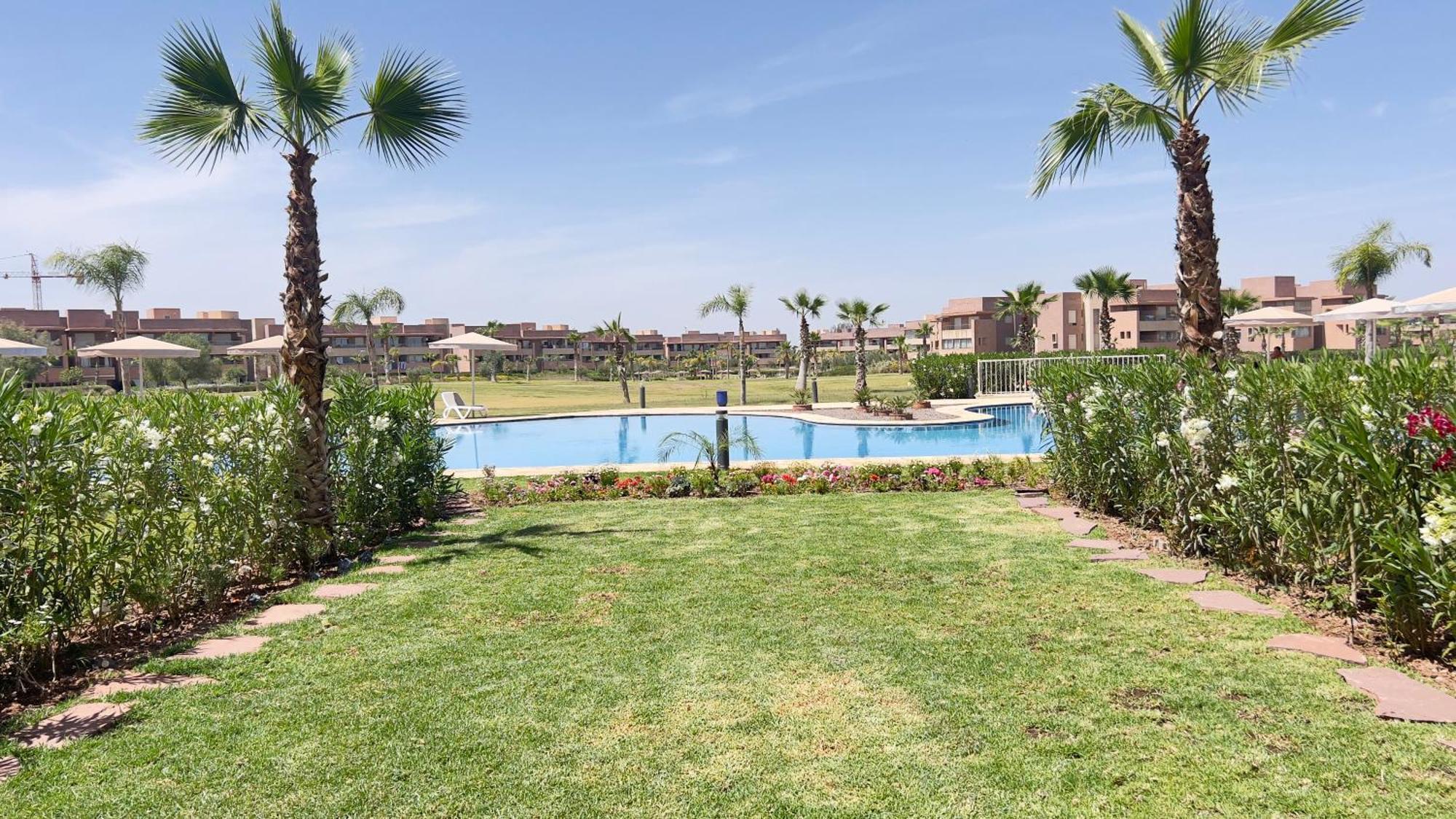 Appartement De Luxe Avec Jardin Vue Sur La Piscine Golf Securise 24H Sur 24 A 5 Minutes De L Aeroport 마라케시 외부 사진