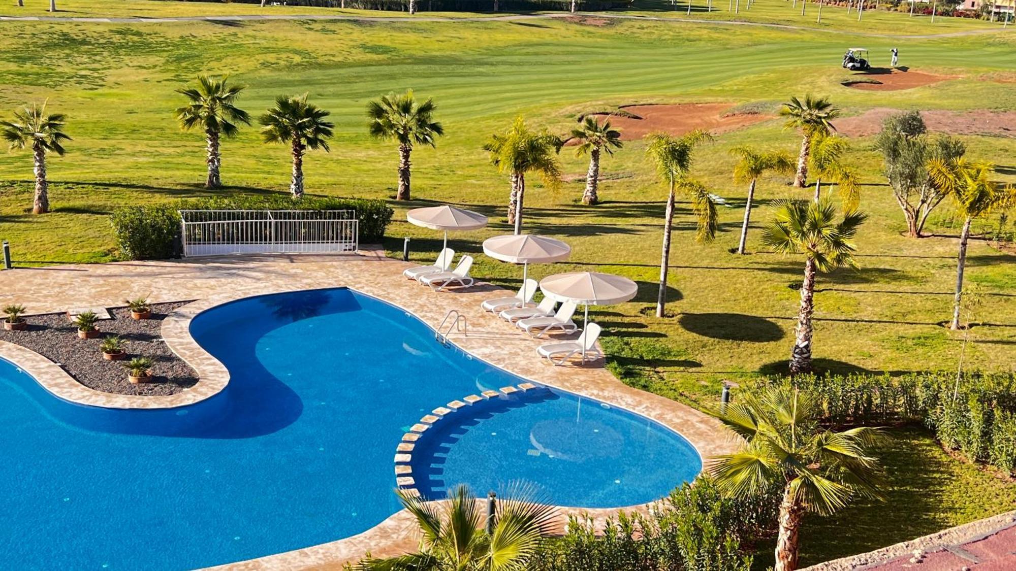 Appartement De Luxe Avec Jardin Vue Sur La Piscine Golf Securise 24H Sur 24 A 5 Minutes De L Aeroport 마라케시 외부 사진