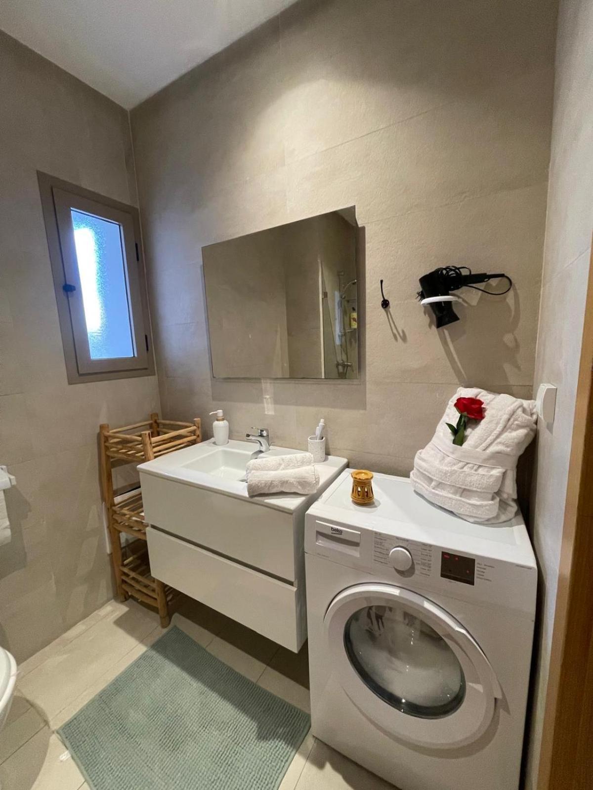 Appartement De Luxe Avec Jardin Vue Sur La Piscine Golf Securise 24H Sur 24 A 5 Minutes De L Aeroport 마라케시 외부 사진