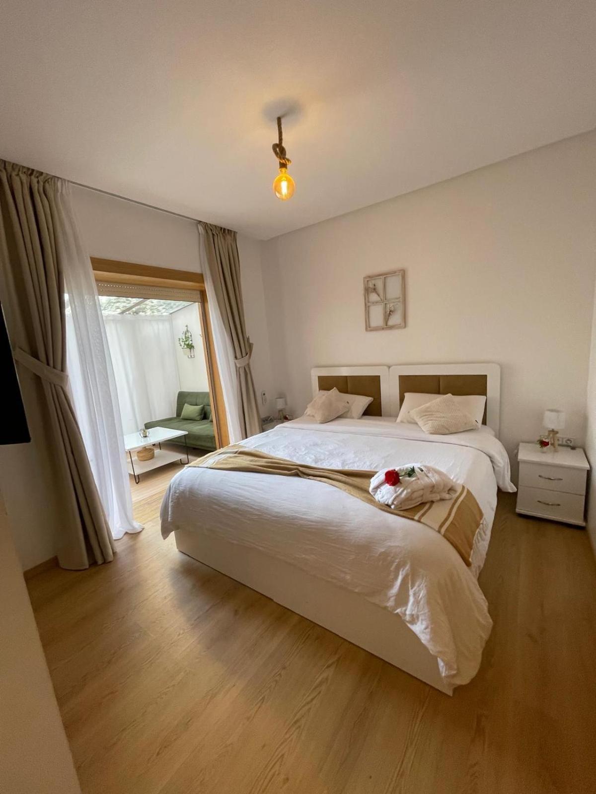 Appartement De Luxe Avec Jardin Vue Sur La Piscine Golf Securise 24H Sur 24 A 5 Minutes De L Aeroport 마라케시 외부 사진